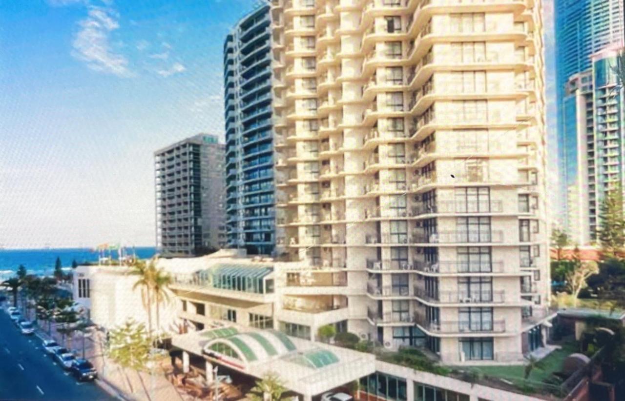 1 Bedroom And 1 Living Room Family Suite Gold Coast Exterior photo